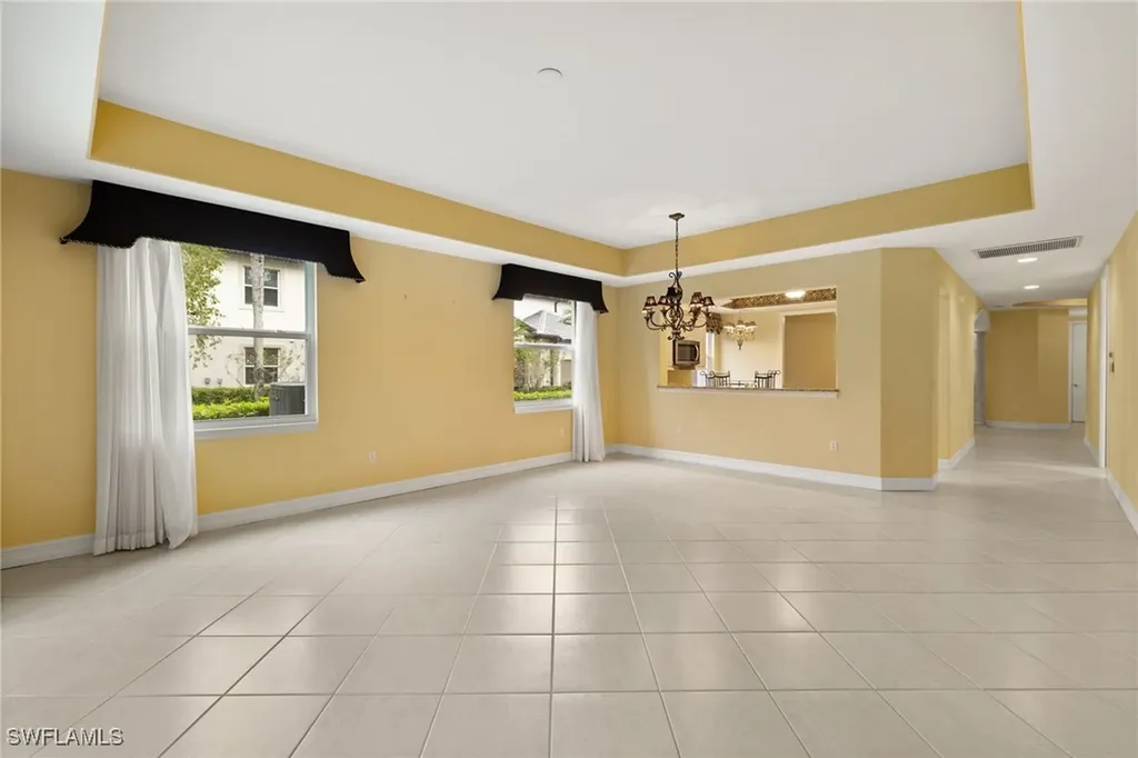 6073 Ashford Lane Naples FL 34110