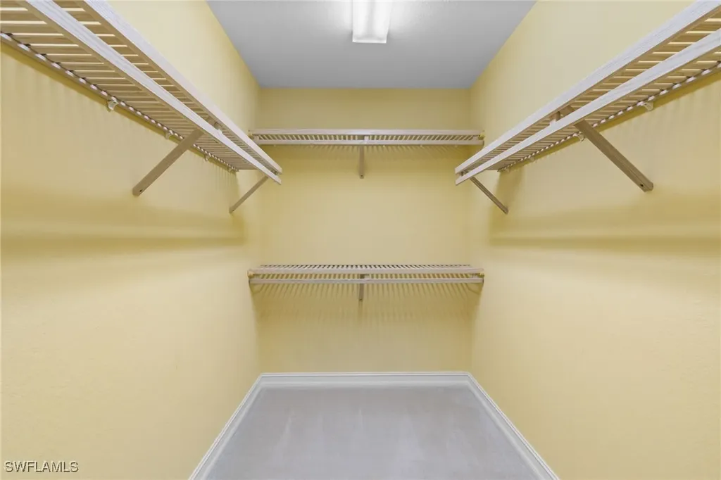 6073 Ashford Lane Naples FL 34110