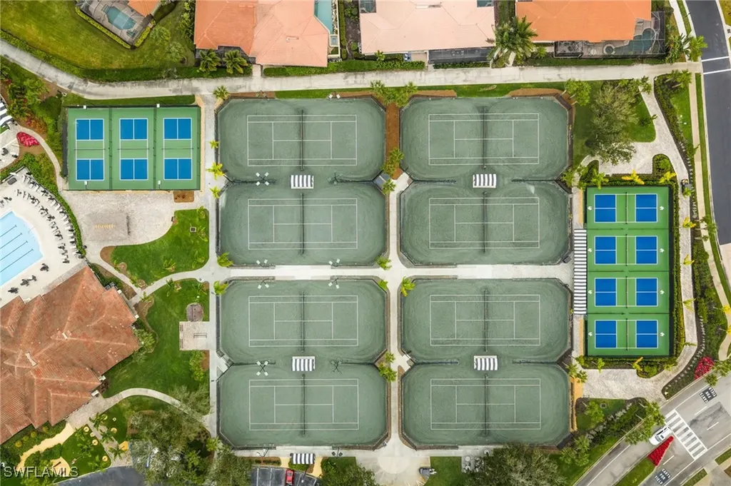 6073 Ashford Lane Naples FL 34110