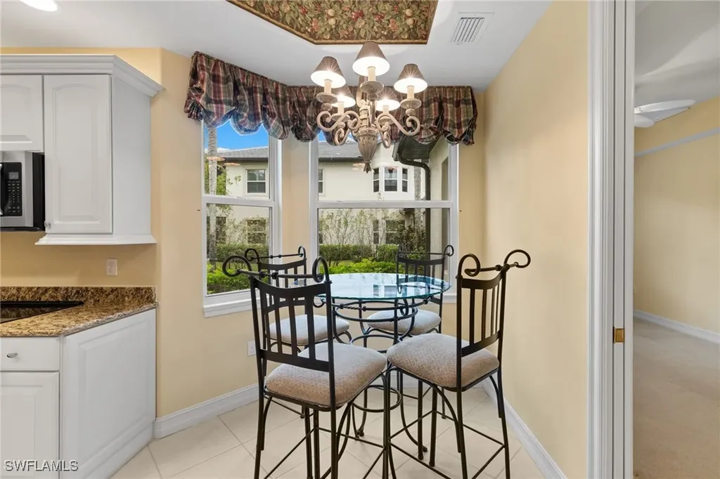 6073 Ashford Lane Naples FL 34110