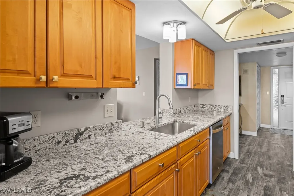 10420 Gulf Shore Drive Naples FL 34108