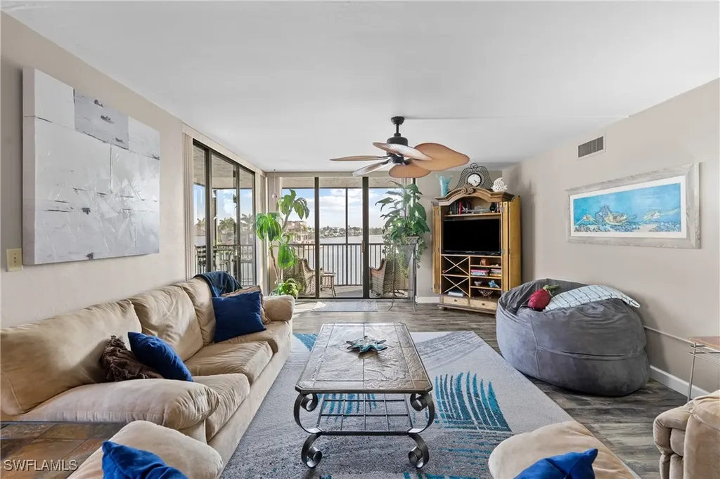 10420 Gulf Shore Drive Naples FL 34108