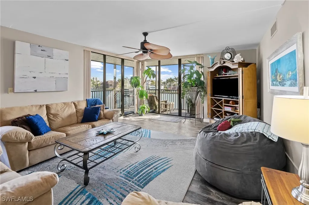10420 Gulf Shore Drive Naples FL 34108