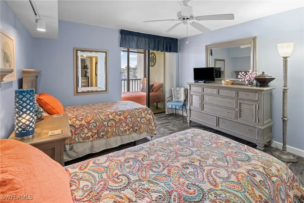 10420 Gulf Shore Drive Naples FL 34108