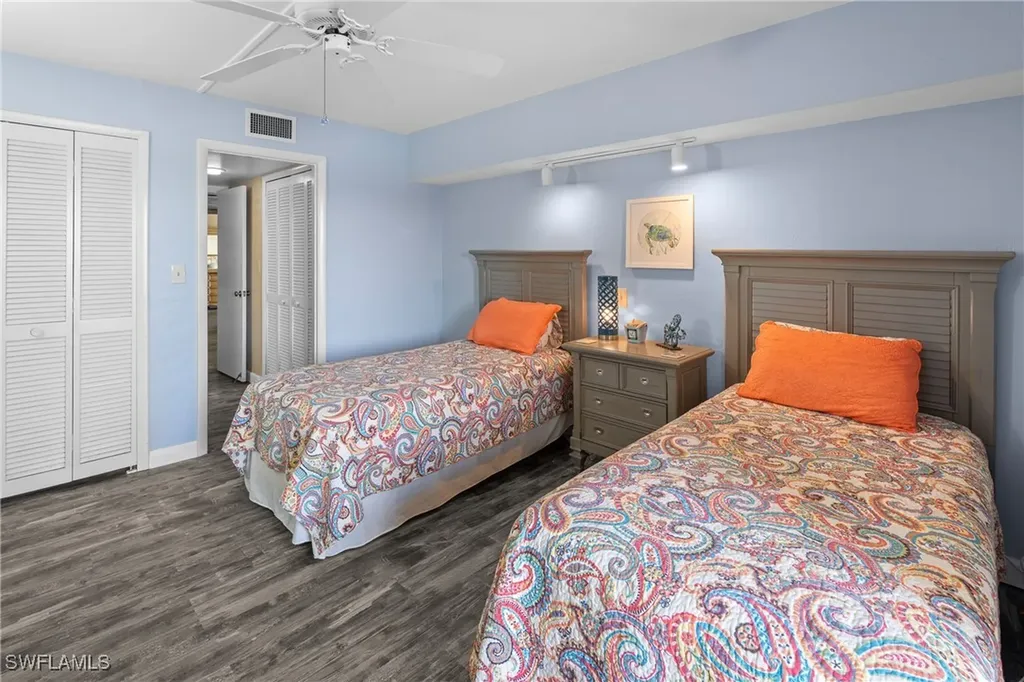 10420 Gulf Shore Drive Naples FL 34108
