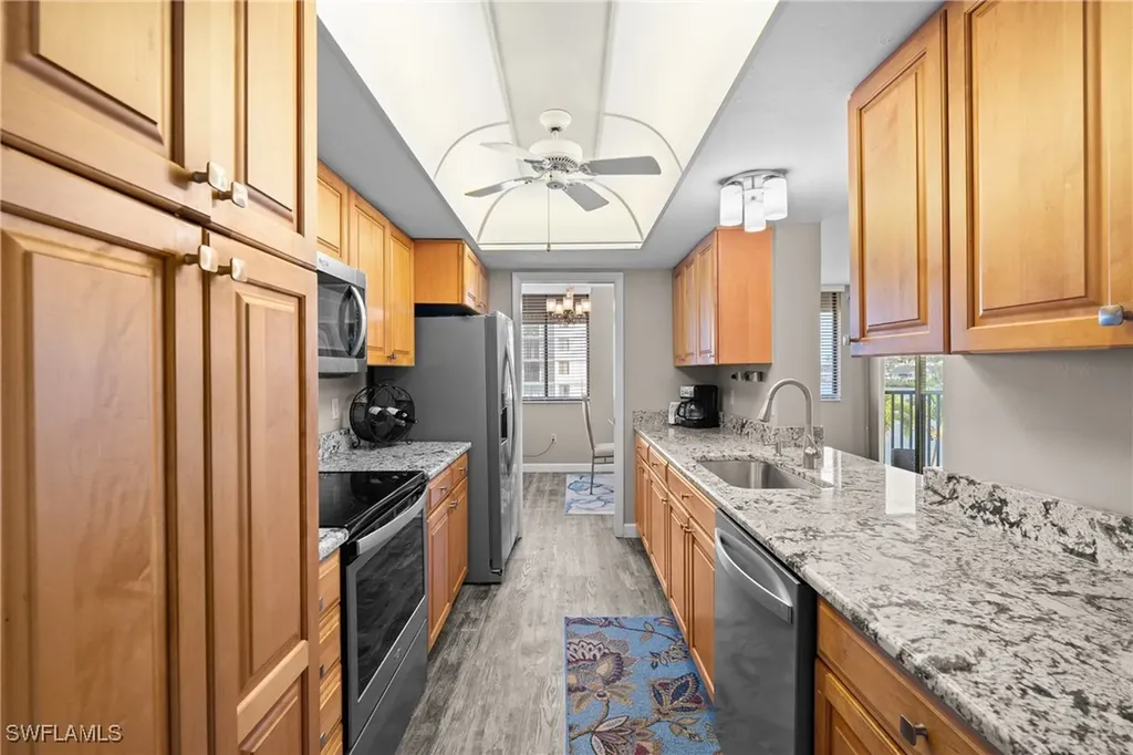 10420 Gulf Shore Drive Naples FL 34108