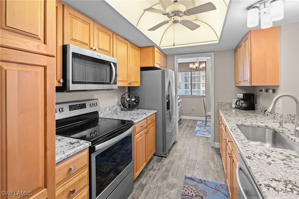 10420 Gulf Shore Drive Naples FL 34108