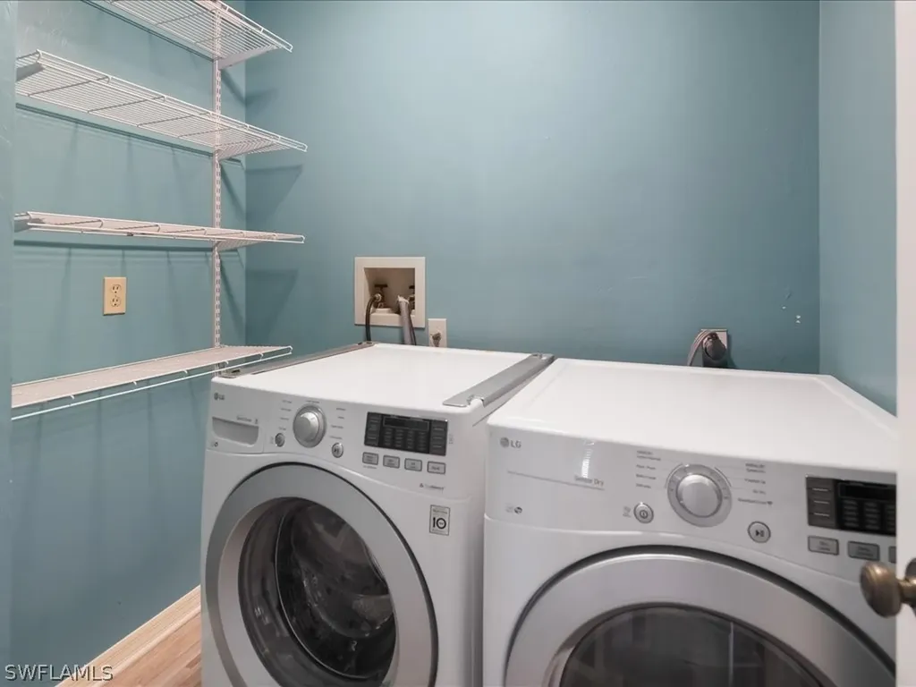 501 Lake Louise Circle Naples FL 34110