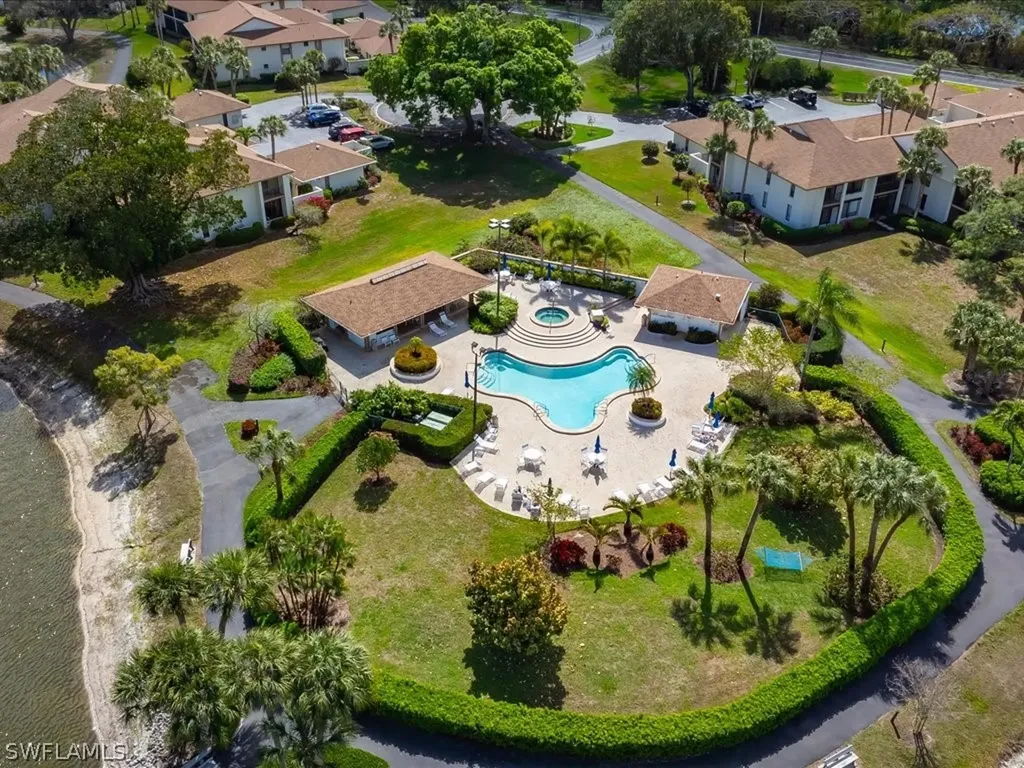 501 Lake Louise Circle Naples FL 34110