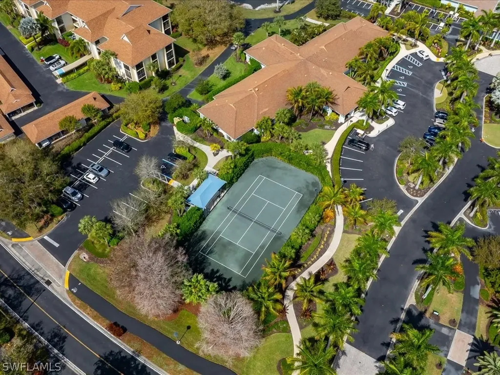 501 Lake Louise Circle Naples FL 34110