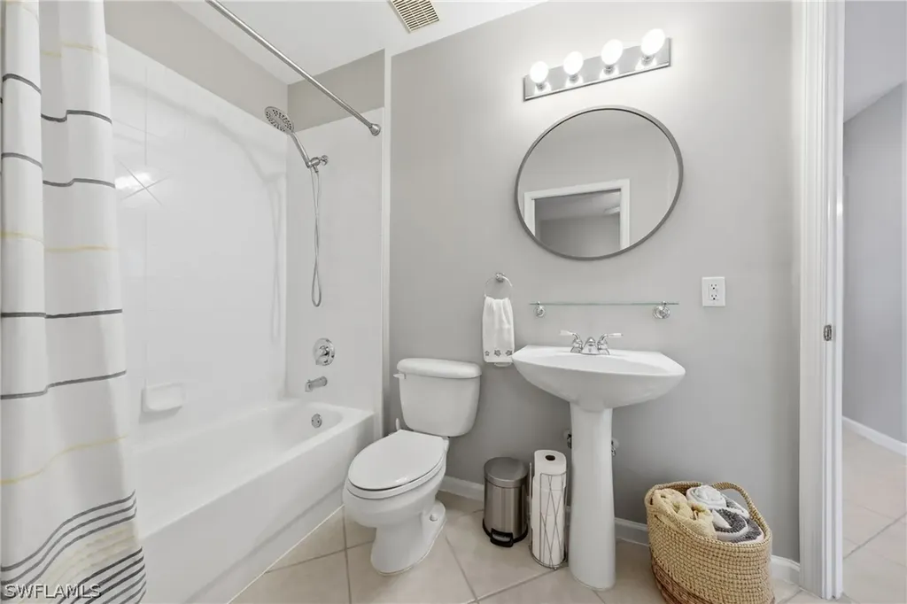 3990 Deer Crossing Court Naples FL 34114