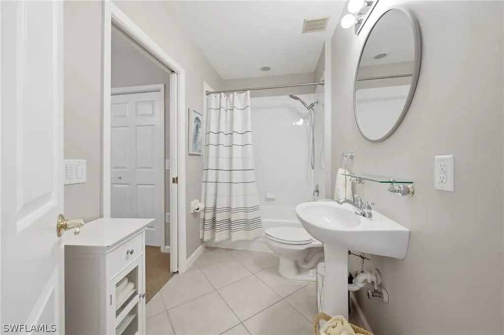 3990 Deer Crossing Court Naples FL 34114
