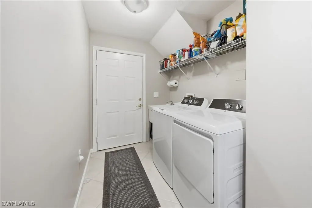 3990 Deer Crossing Court Naples FL 34114
