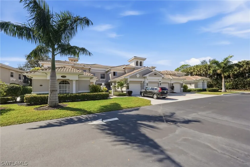 3990 Deer Crossing Court Naples FL 34114