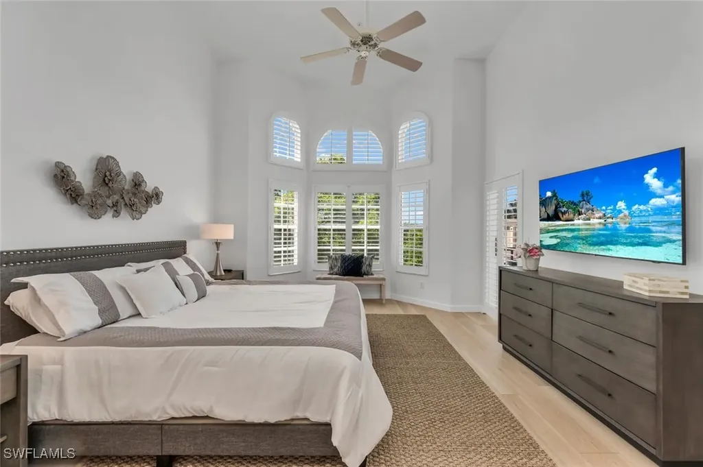 6010 Chardonnay Lane Naples FL 34119