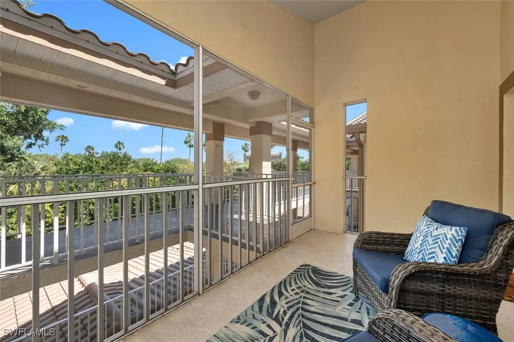 6010 Chardonnay Lane Naples FL 34119