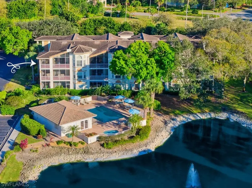 6010 Chardonnay Lane Naples FL 34119