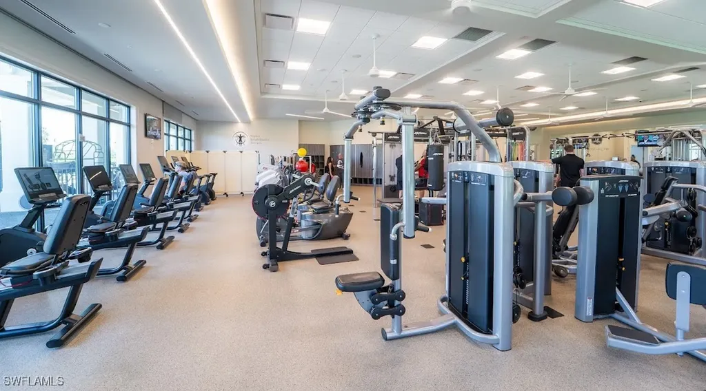 6010 Chardonnay Lane Naples FL 34119