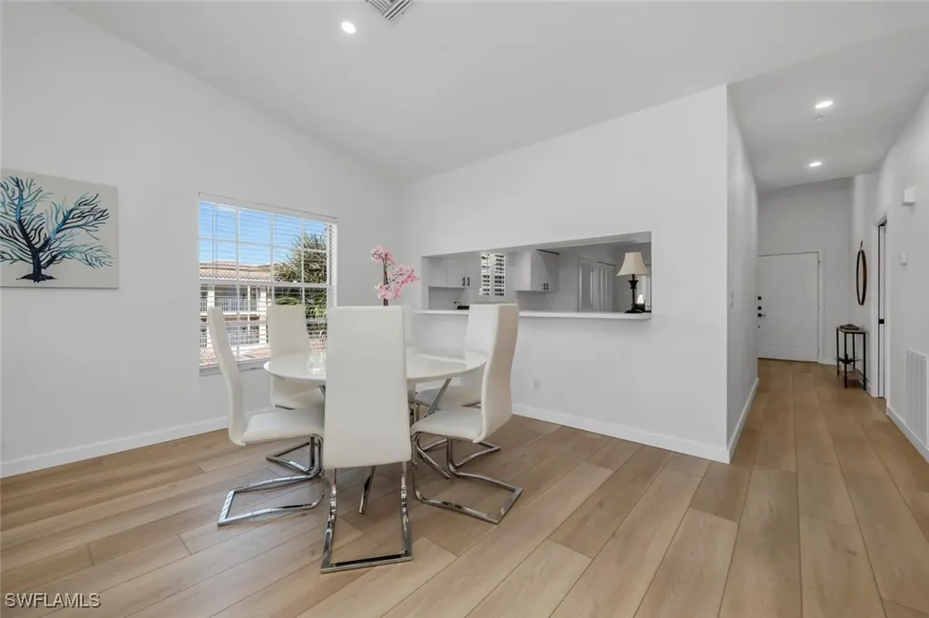 6010 Chardonnay Lane Naples FL 34119