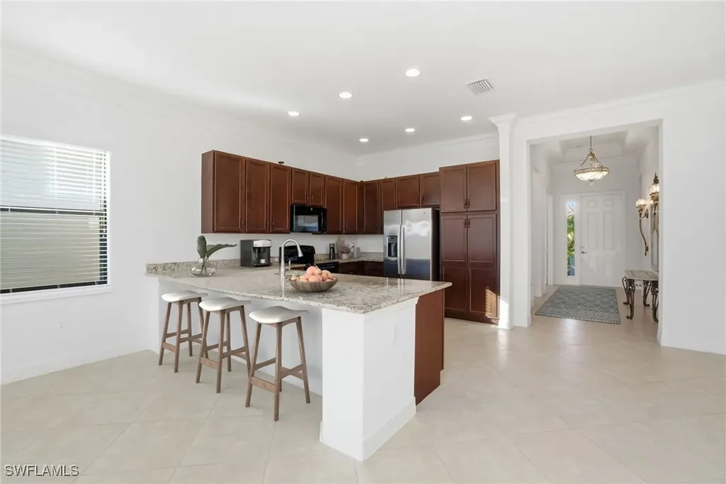 3322 Baltic Drive Naples FL 34119