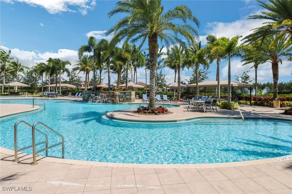3322 Baltic Drive Naples FL 34119