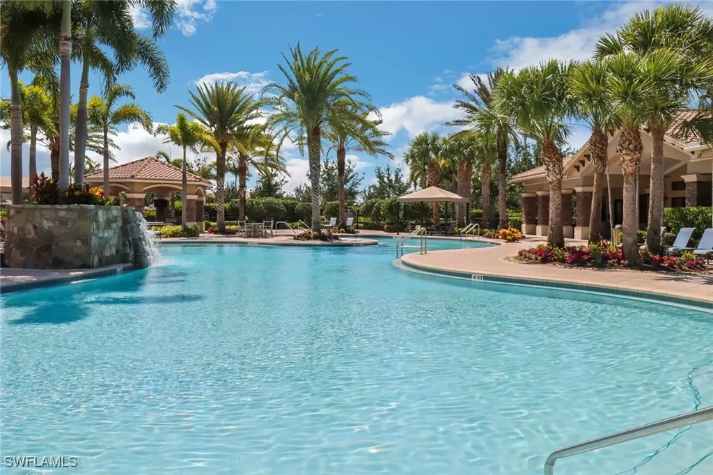 3322 Baltic Drive Naples FL 34119
