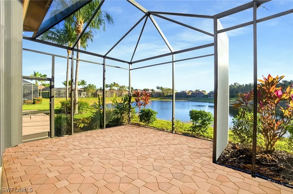 3322 Baltic Drive Naples FL 34119