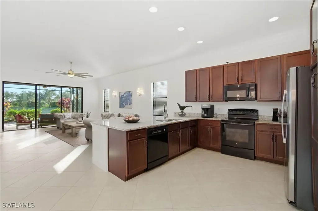 3322 Baltic Drive Naples FL 34119