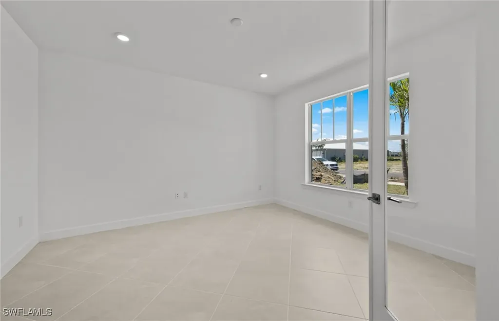 4279 Annapolis Avenue Ave Maria FL 34142