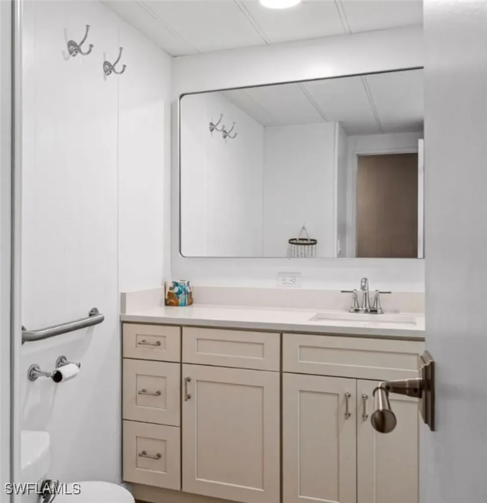 407 Cape Florida Way Naples FL 34104