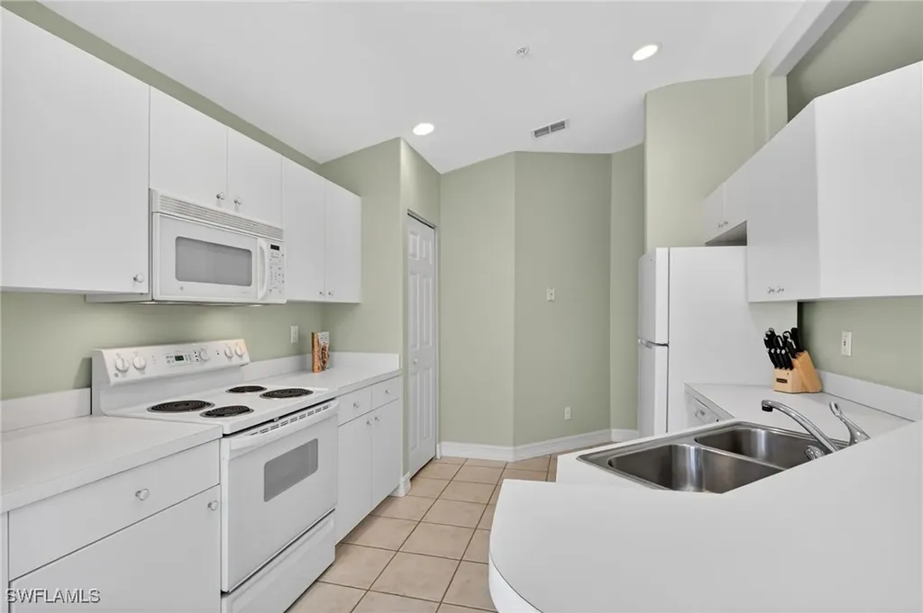 760 Tarpon Cove Drive Naples FL 34110