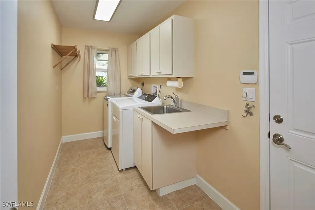 208 Silverado Drive Naples FL 34119