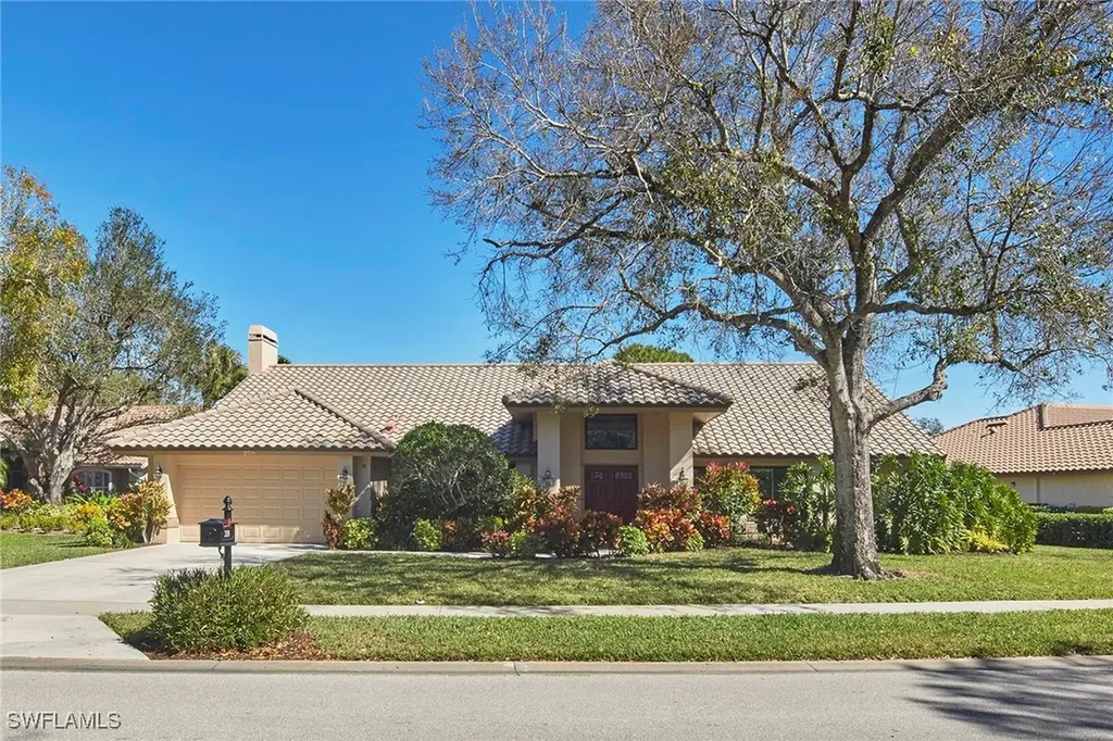 208 Silverado Drive Naples FL 34119