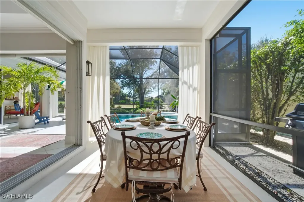 788 Ashburton Drive Naples FL 34110