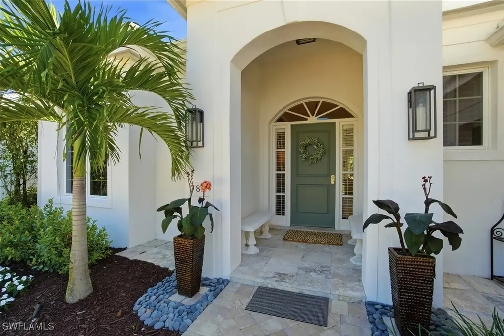 788 Ashburton Drive Naples FL 34110