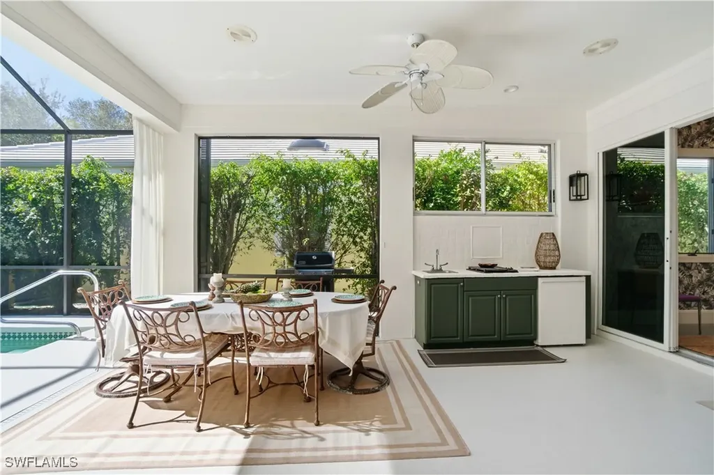 788 Ashburton Drive Naples FL 34110