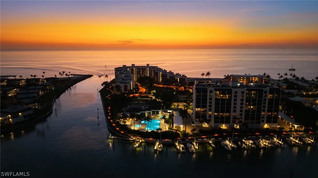2400 Gulf Shore Boulevard N Naples FL 34103
