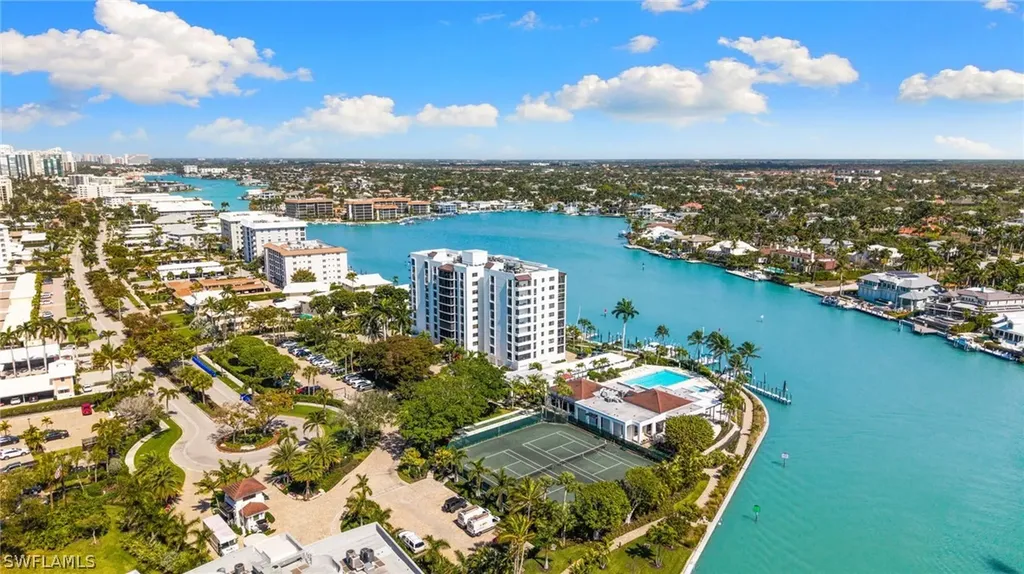 2400 Gulf Shore Boulevard N Naples FL 34103