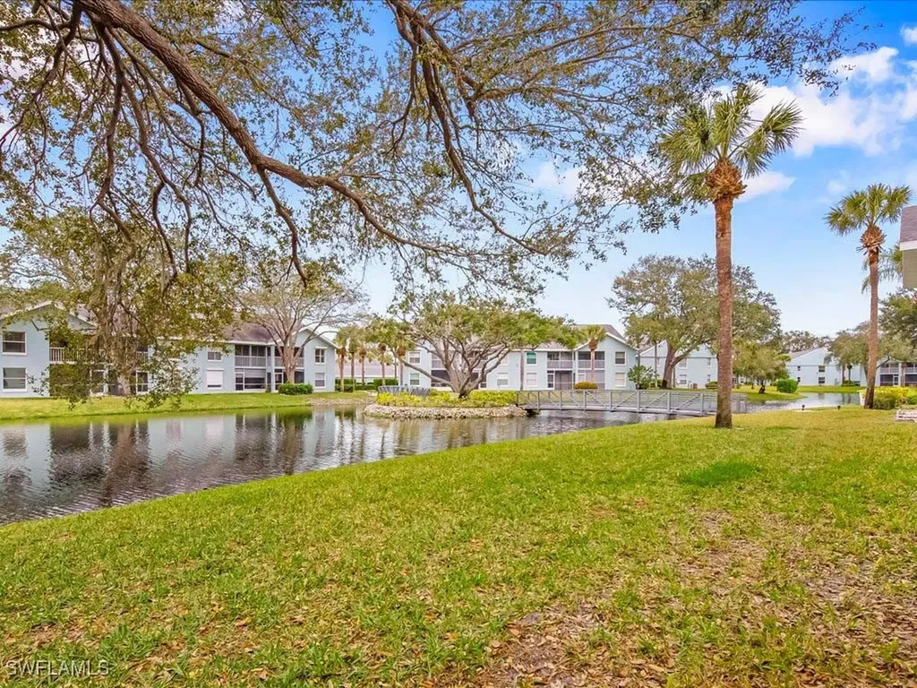 137 Wading Bird Circle Naples FL 34110