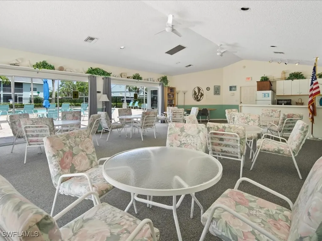 137 Wading Bird Circle Naples FL 34110