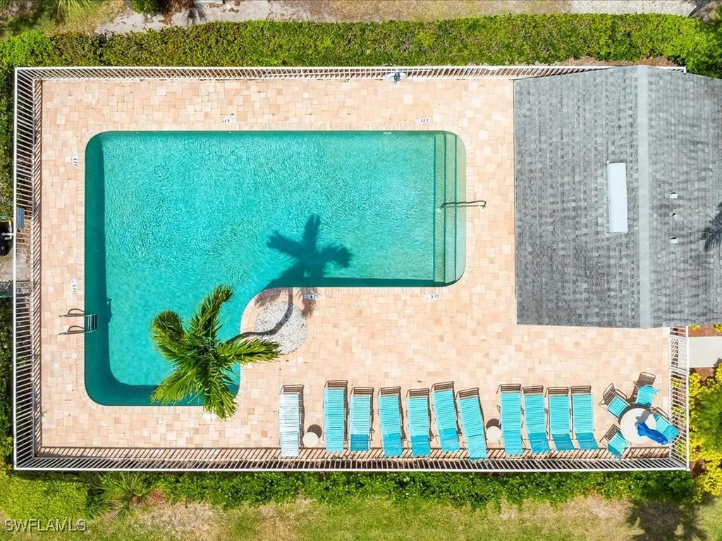 137 Wading Bird Circle Naples FL 34110