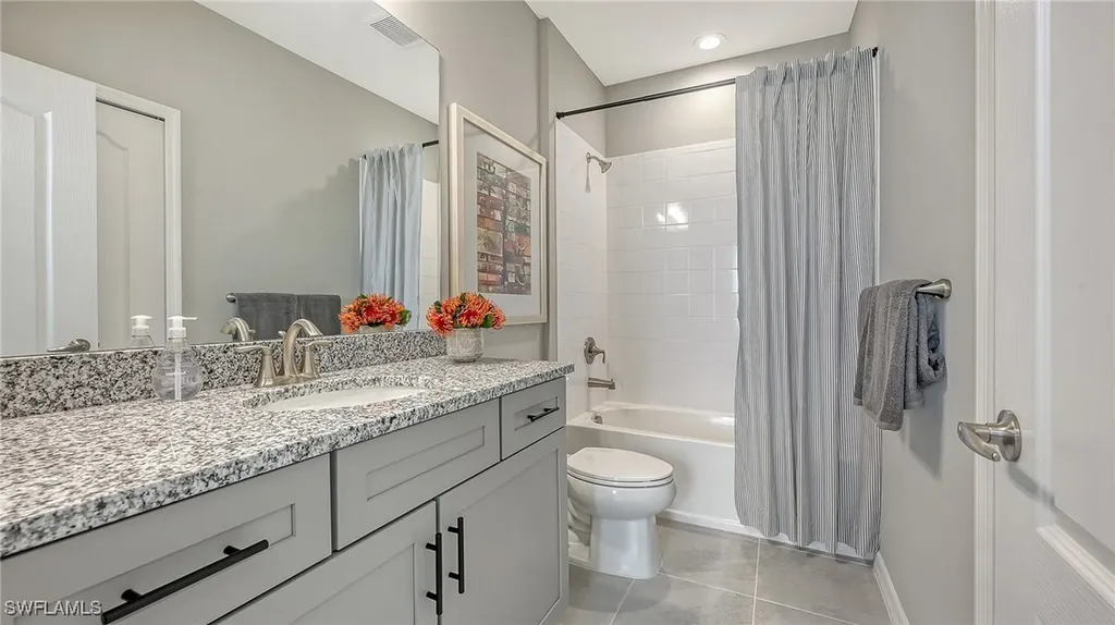 5046 Draco Circle Naples FL 34120