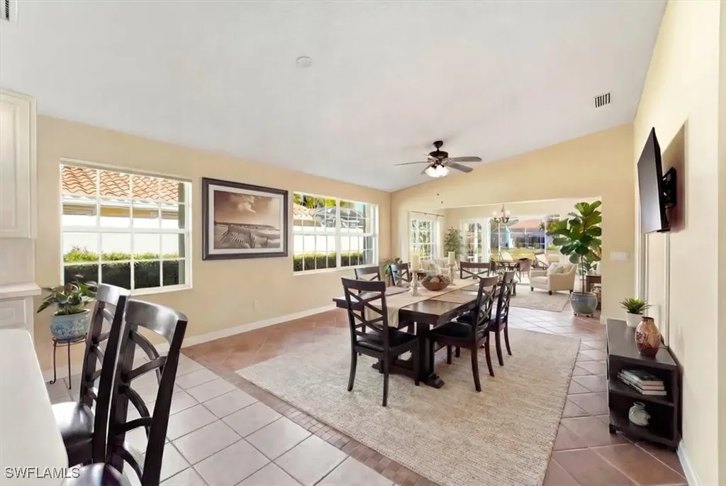 5728 Drummond Way Naples FL 34119