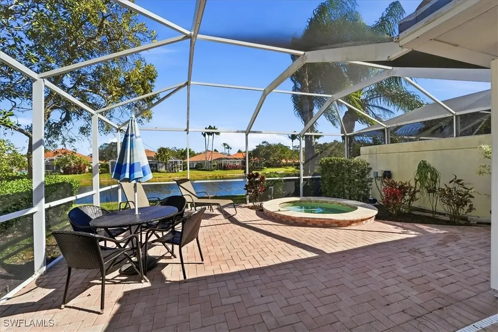 5728 Drummond Way Naples FL 34119