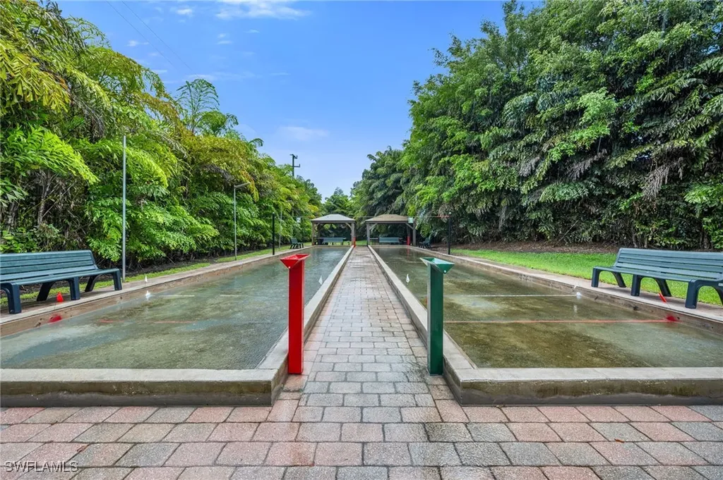 6645 Huntington Lakes Circle Naples FL 34119