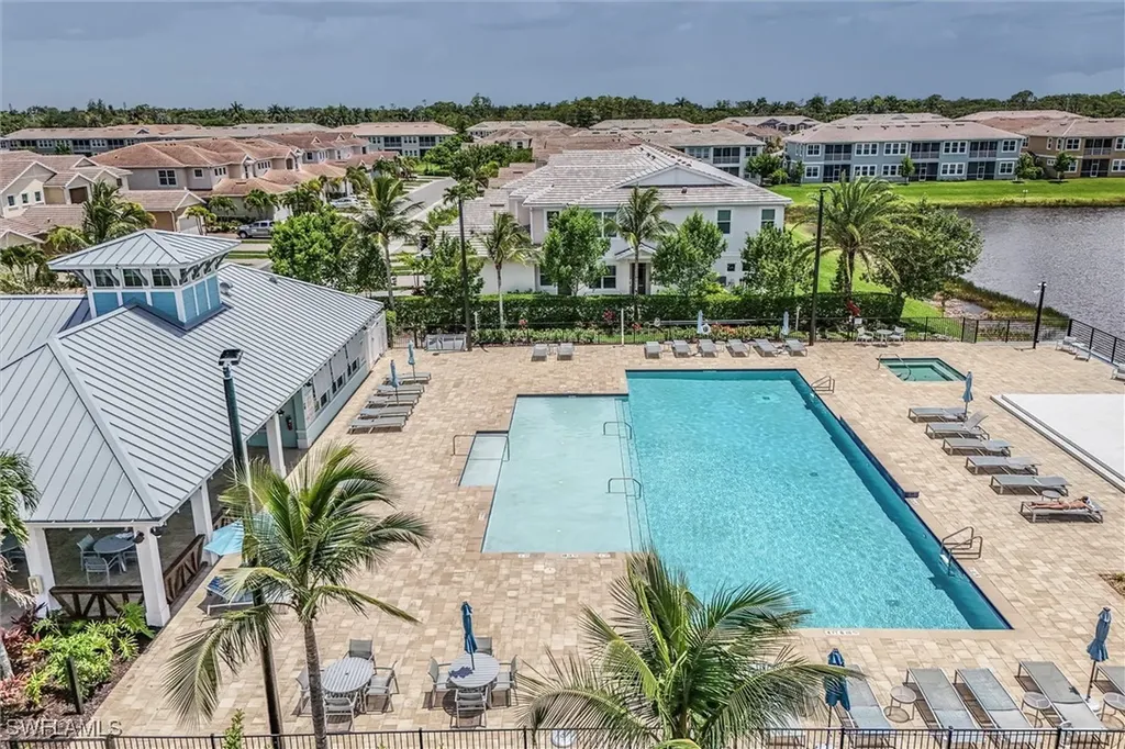 4607 Arboretum Circle Naples FL 34112