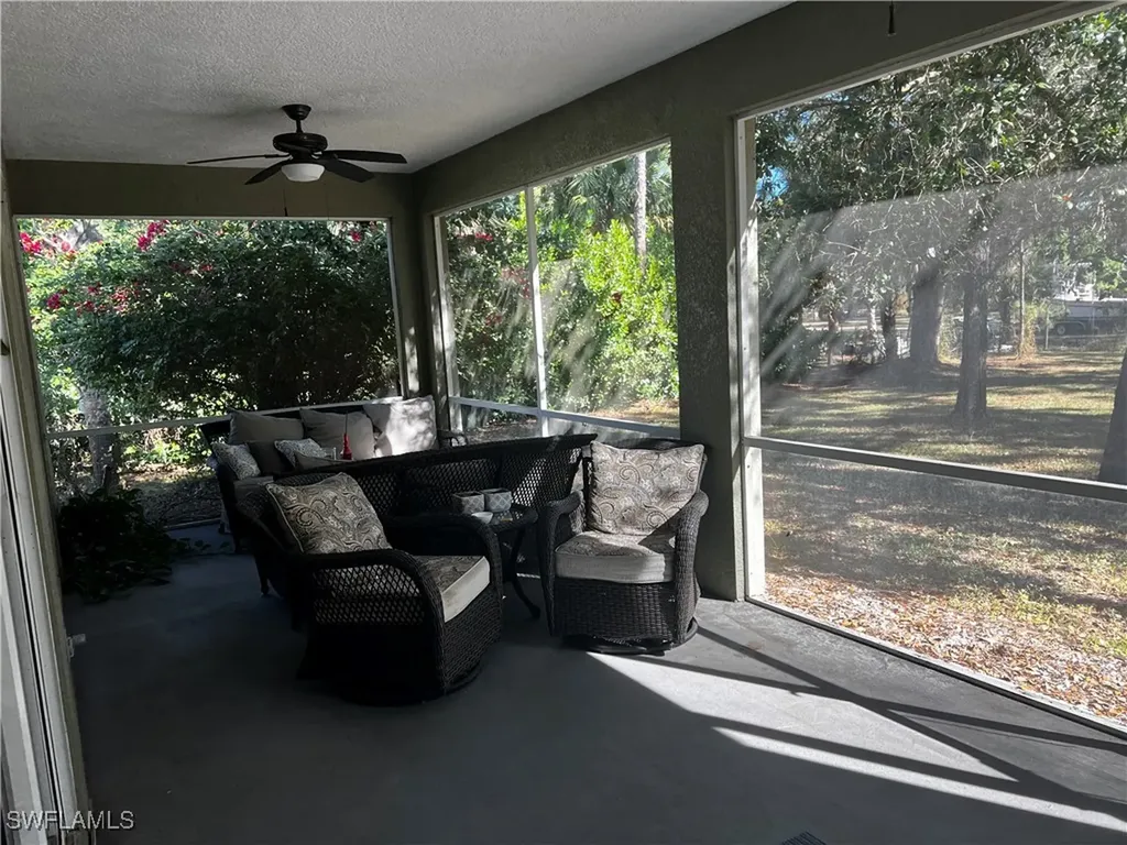 845 10th Avenue NE Naples FL 34120