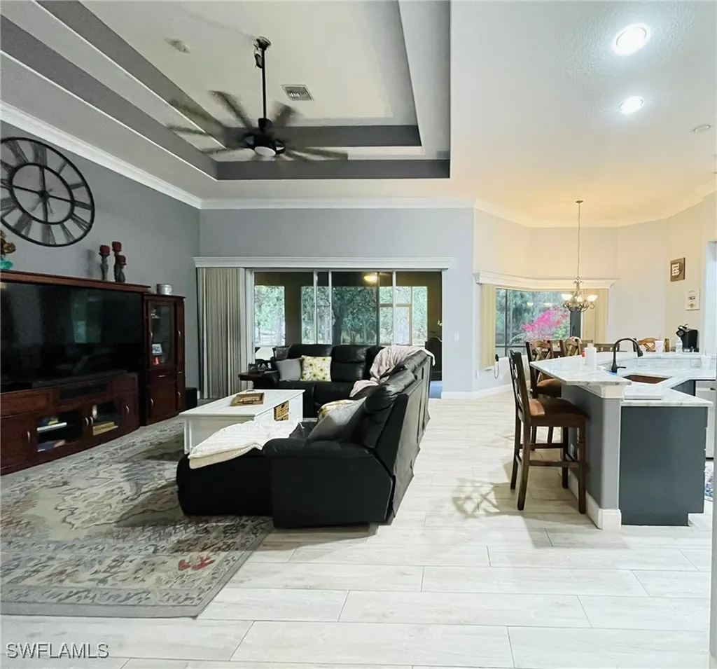 845 10th Avenue NE Naples FL 34120