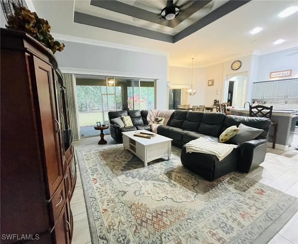 845 10th Avenue NE Naples FL 34120