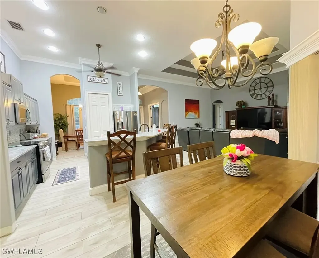 845 10th Avenue NE Naples FL 34120